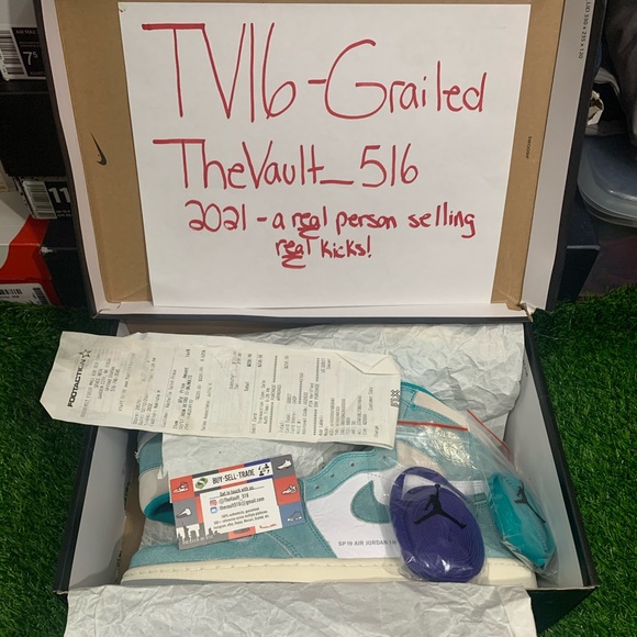 2019 Air Jordan 1 Retro High OG “Turbo Green” - Picture 16 of 16